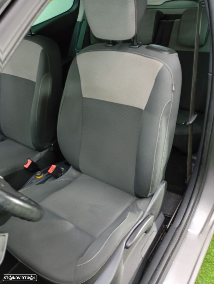 Renault Clio 1.2 16V Dynamique - 16