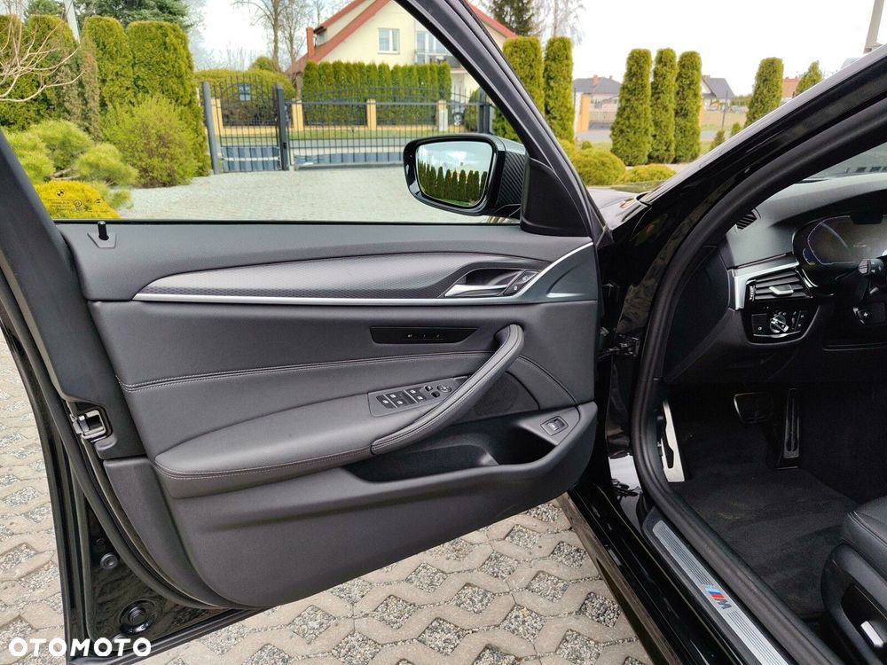 BMW Seria 5 - 12