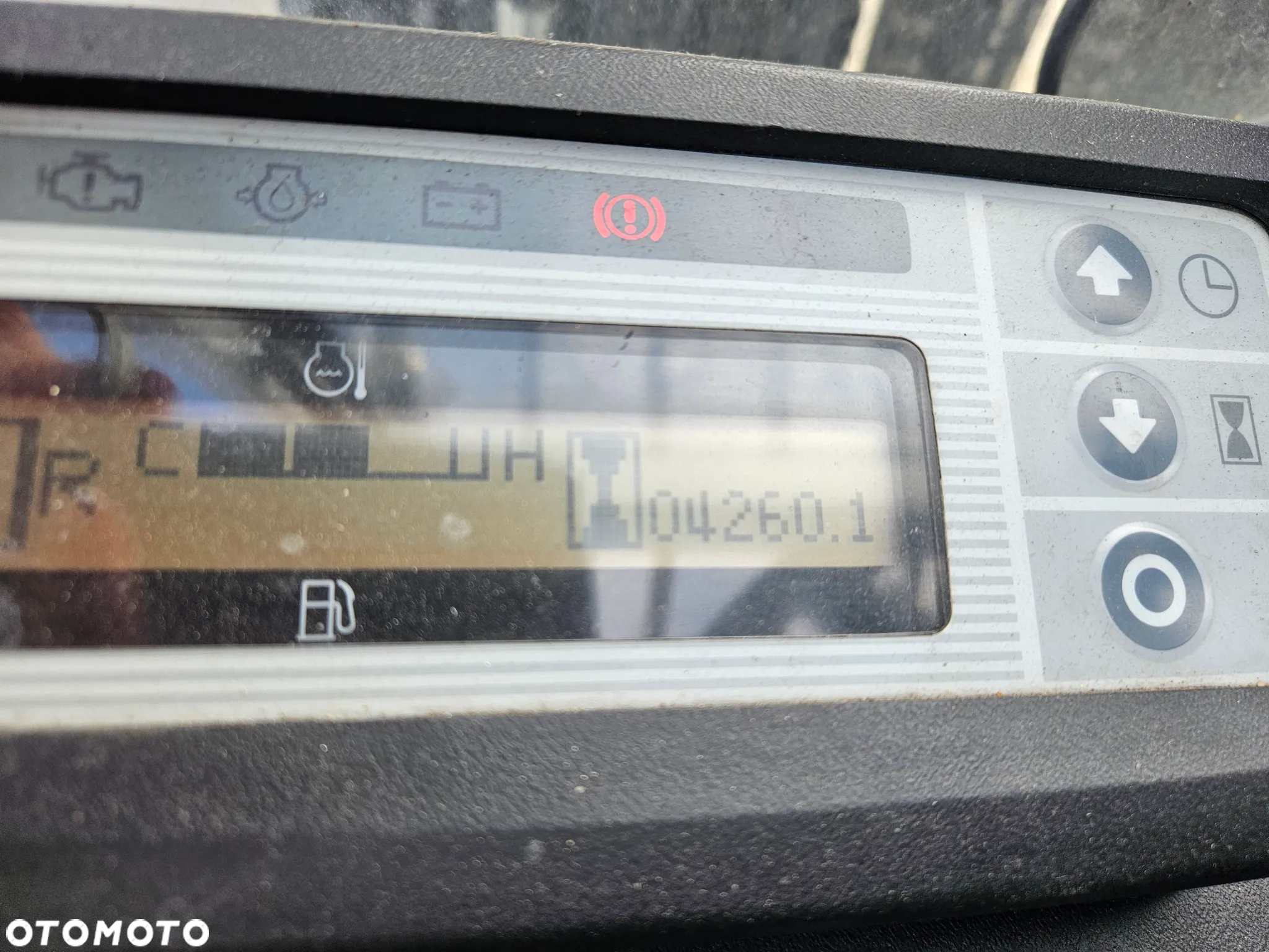 UniCarriers UG1D2A32LQ /DX-32 - 8