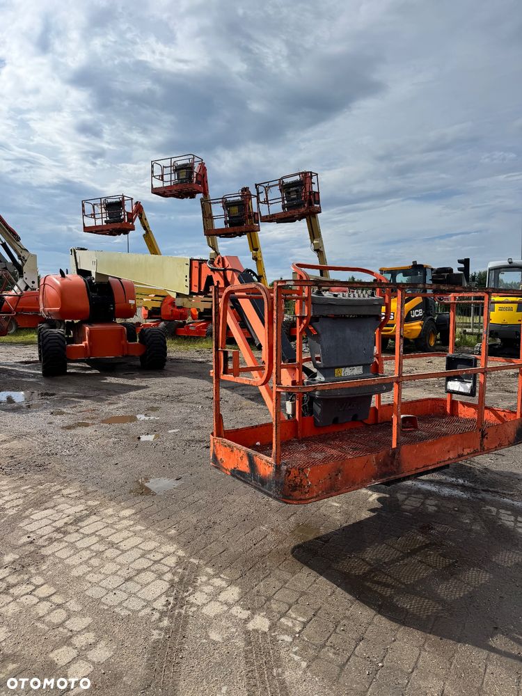 JLG 860 - 12