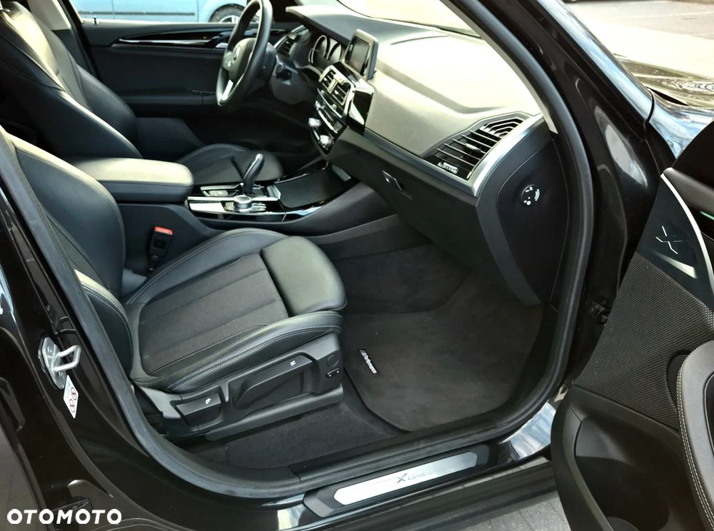 BMW X3 xDrive20d - 12