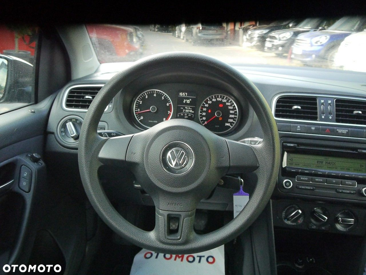 Volkswagen Polo 1.4 16V Comfortline - 15