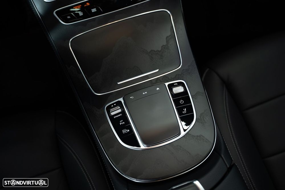 Mercedes-Benz E 300 - 38