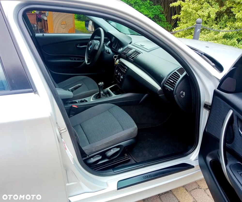 BMW Seria 1 116d DPF Edition Sport - 14
