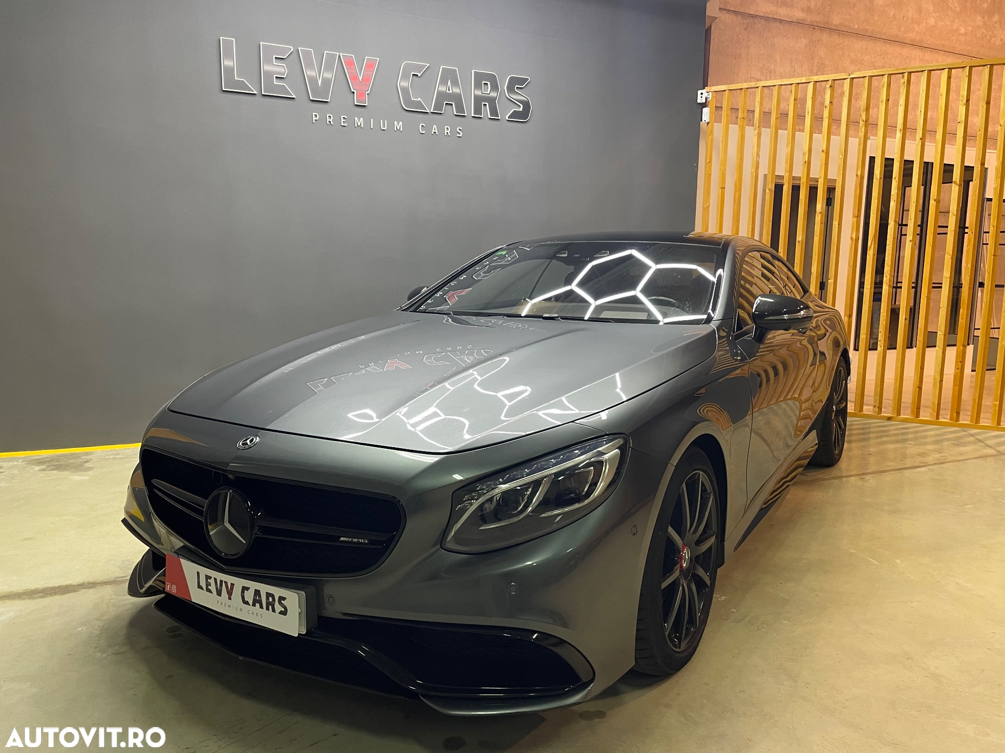 Mercedes-Benz S 63 AMG 4MATIC Coupe Aut - 2