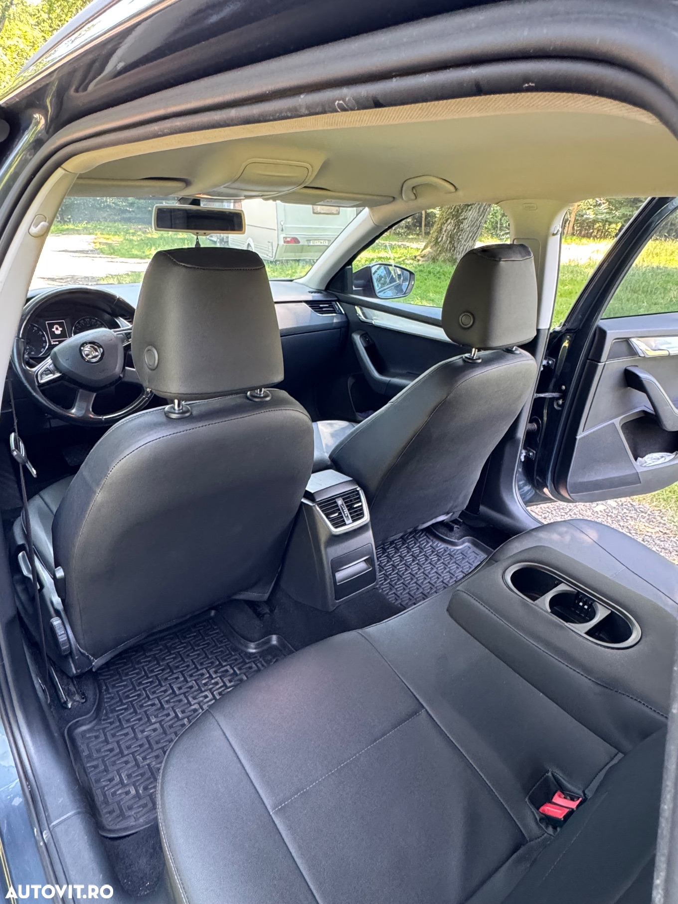 Skoda Octavia 2.0 TDI DSG Ambition - 7