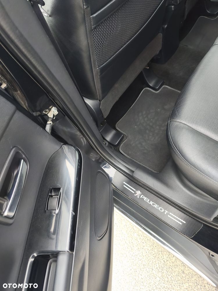 Peugeot 4008 HDI FAP 150 Stop & Start Allure - 19