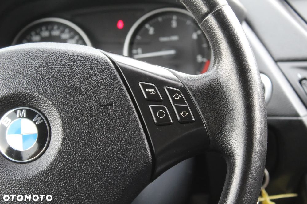 BMW X1 - 22
