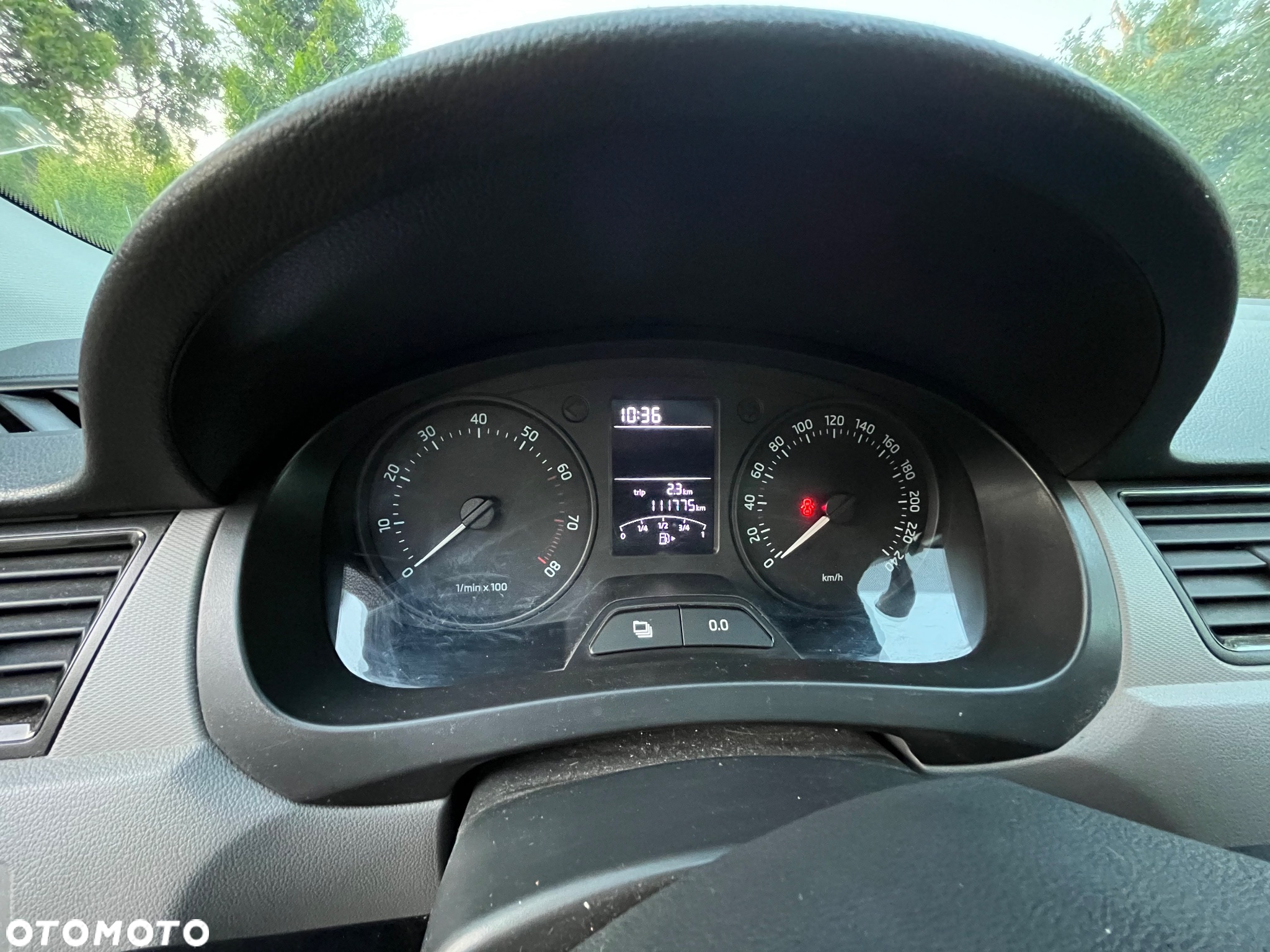 Skoda RAPID 1.2 Ambition - 4