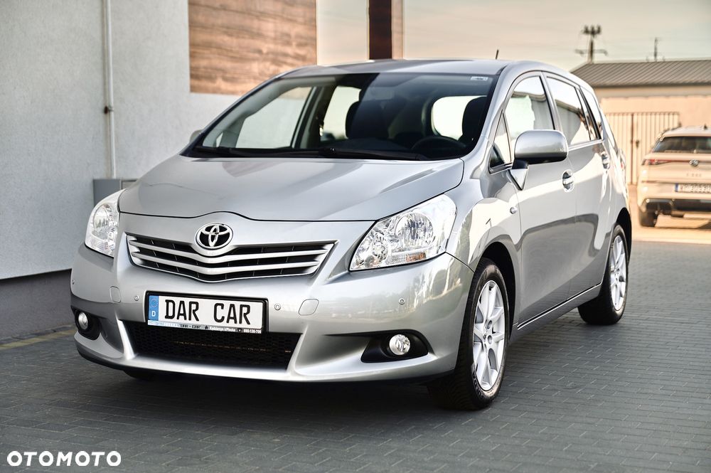 Toyota Verso 1.8 5-Sitzer Executive - 8