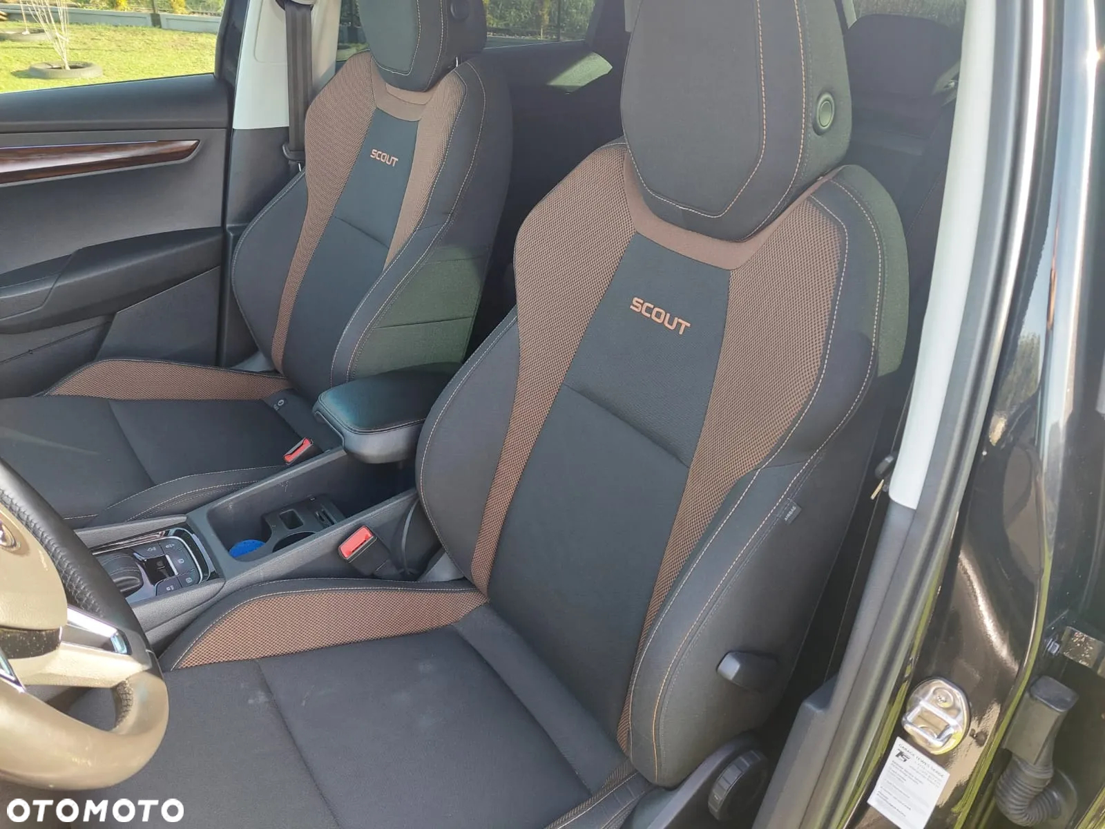 Skoda Karoq 2.0 TDI SCR 4x4 Scout DSG - 8