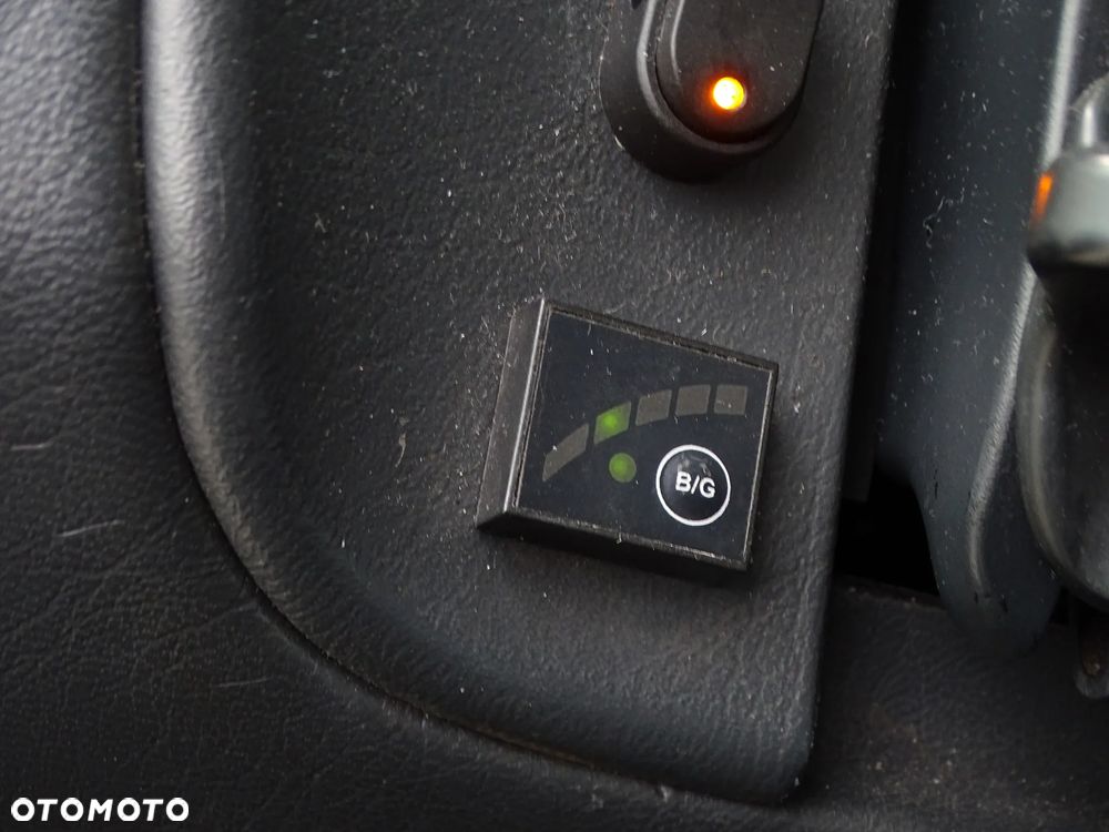 Mercedes-Benz ML - 15