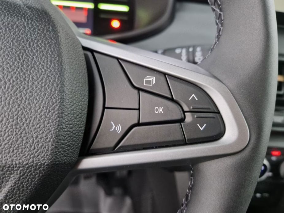 Dacia Sandero - 11