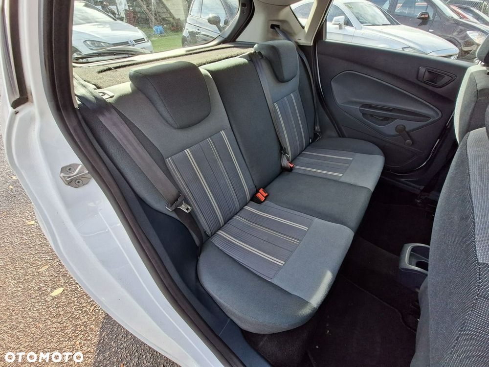 Ford Fiesta 1.25 Trend - 26