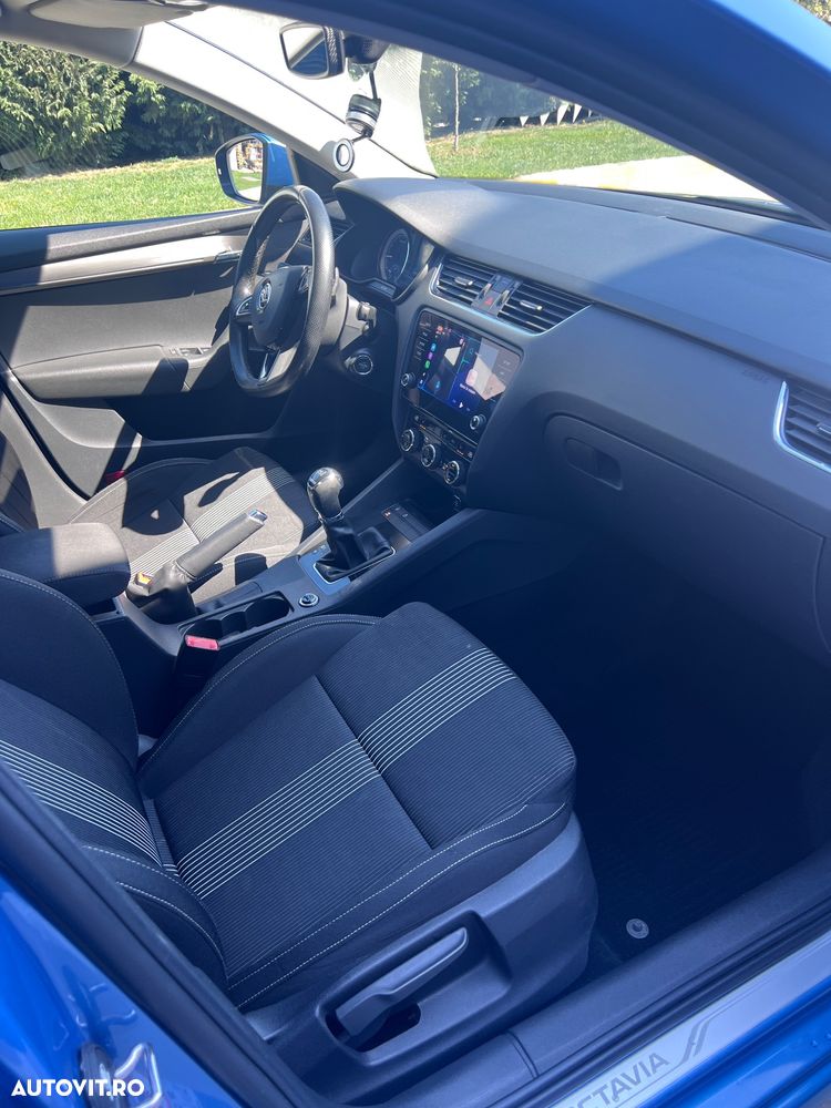 Skoda Octavia 2.0 TDI DSG Style - 11