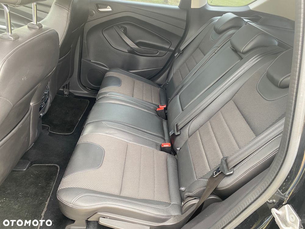 Ford Kuga 2.0 TDCi FWD Titanium - 24