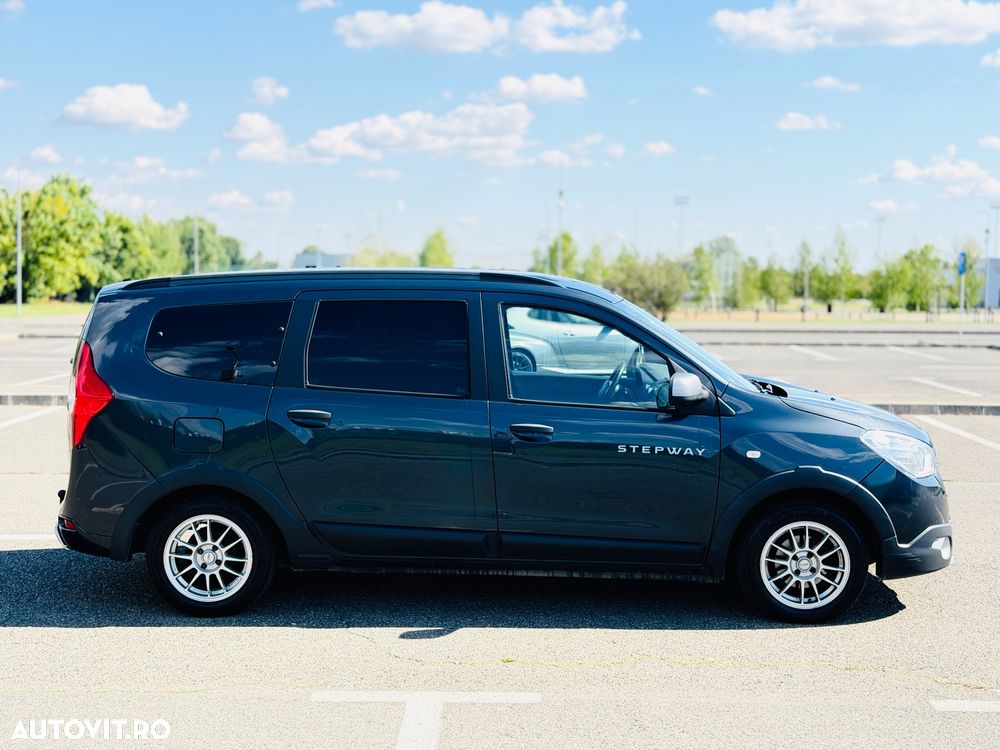 Dacia Lodgy 1.5 dCi 90 CP Stepway - 3