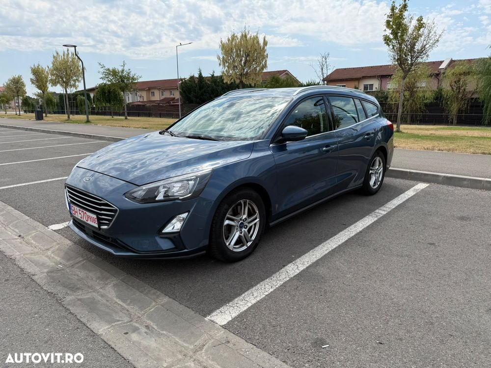 Ford Focus - 1