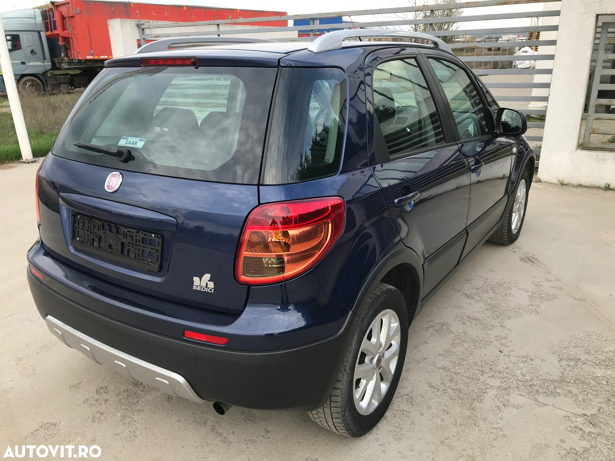 Fiat Sedici 2.0 Multijet DPF 4x4 Emotion - 3