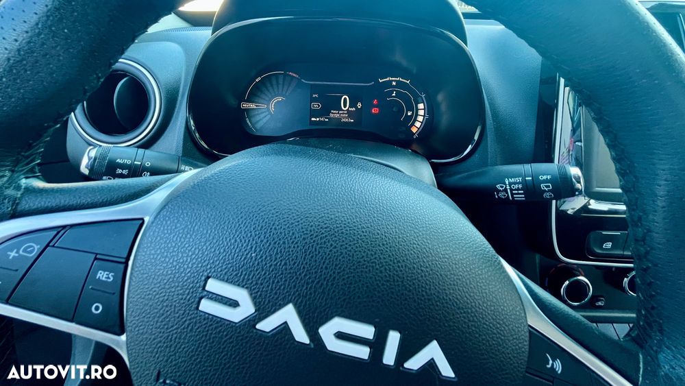 Dacia Spring Expression - 8