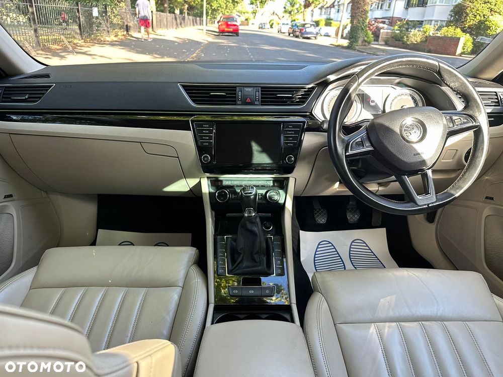 Skoda Superb 2.0 TDI L&K - 17