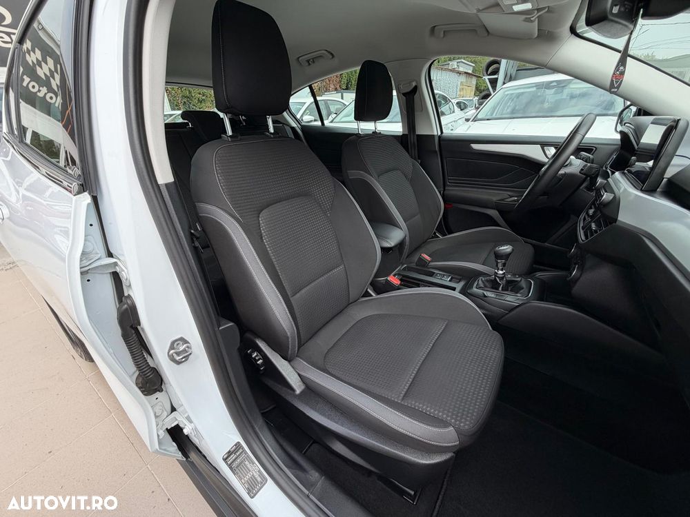 Ford Focus 1.5 EcoBlue Trend - 19