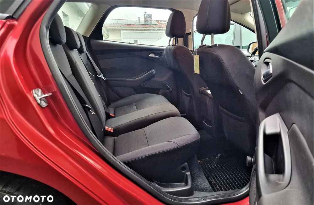 Ford Focus 1.6 SYNC Edition - 12