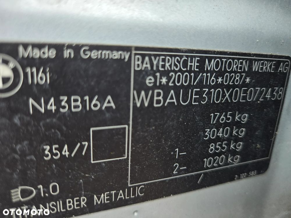 BMW Seria 1 116i - 16