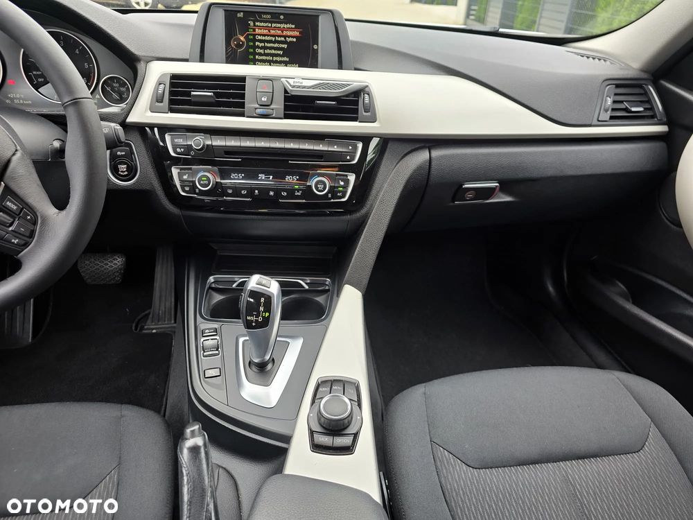 BMW Seria 3 318d - 12