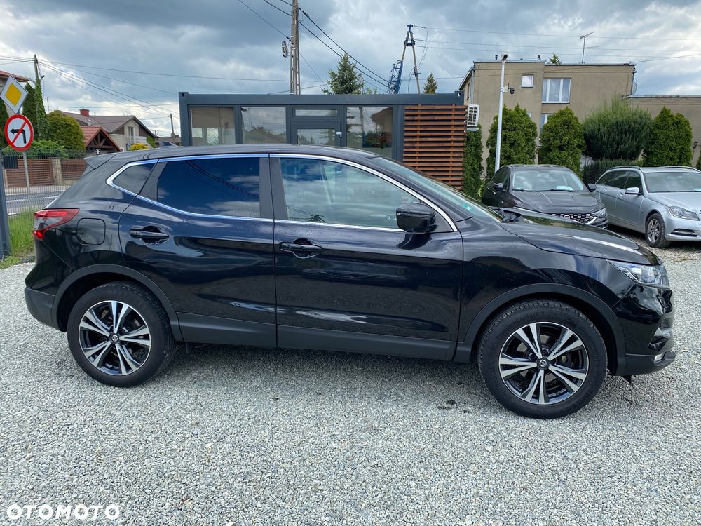 Nissan Qashqai 1.6 DIG-T N-Connecta - 16