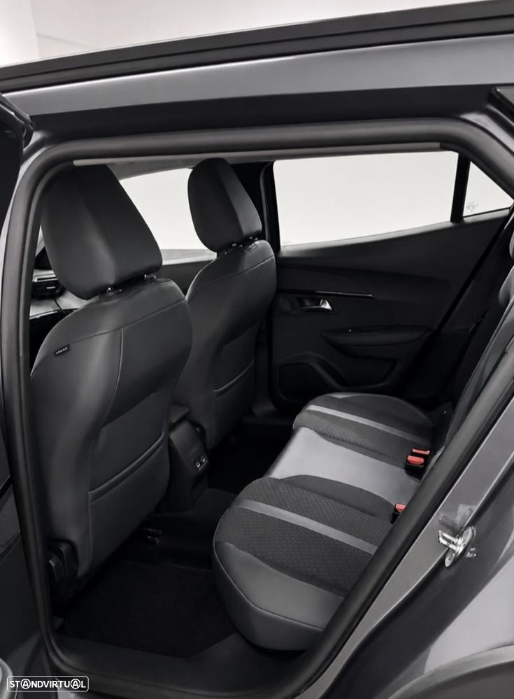 Peugeot 2008 1.2 PureTech Allure Pack - 8