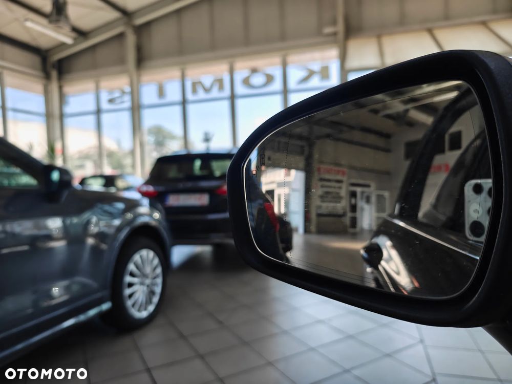 Ford Mondeo 2.0 EcoBoost Titanium - 14