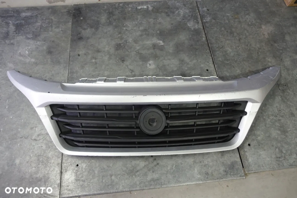 ATRAPA GRILL DUCATO III LIFT