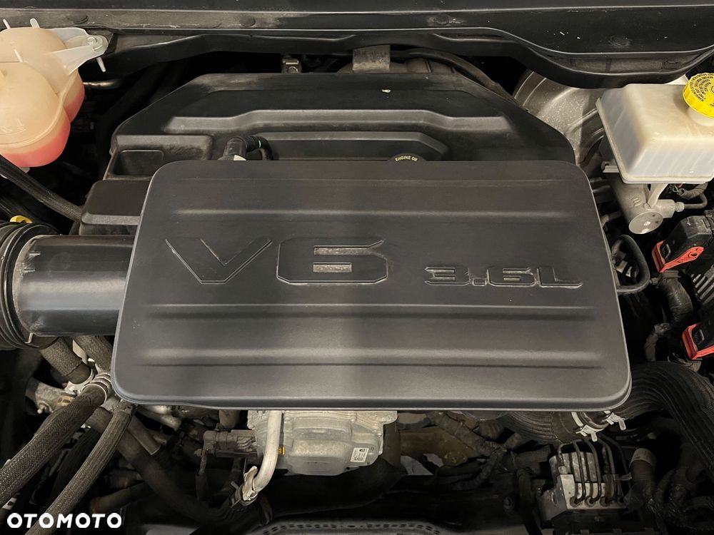 RAM 1500 - 24