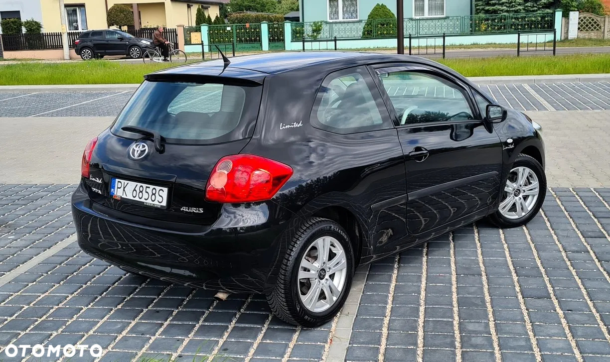 Toyota Auris 1.6 VVT-i Premium - 8