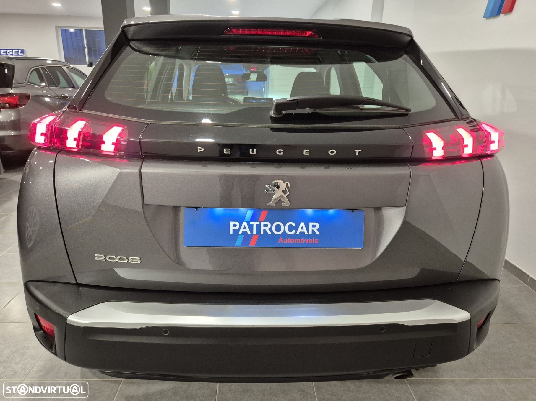 Peugeot 2008 1.2 PureTech Active Pack - 7