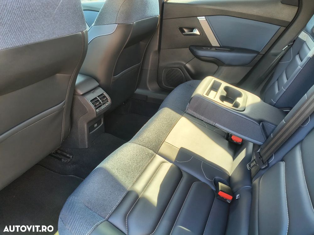 Citroën C4 PureTech 130 Stop&Start SHINE - 34
