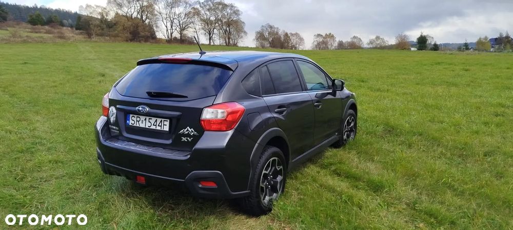 Subaru XV 2.0i Exclusive - 6