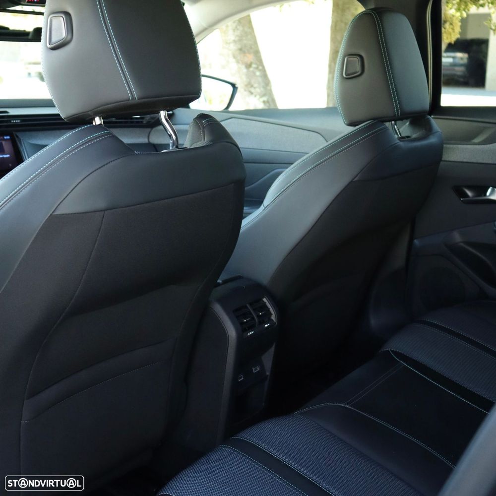 Peugeot 308 1.2 PureTech Allure EAT8 - 25
