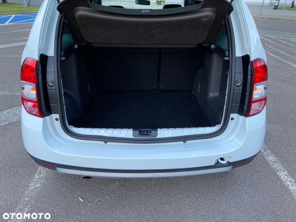 Dacia Duster 1.6 16V 4x2 Prestige - 27
