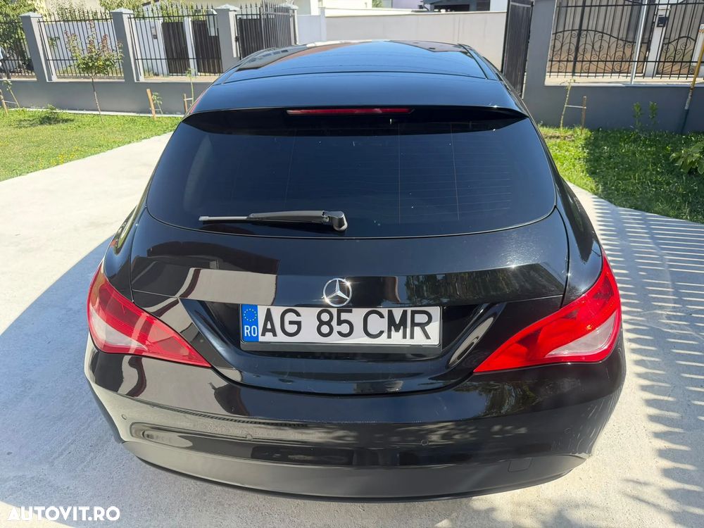 Mercedes-Benz CLA 200 d Shooting Brake 7G-DCT - 12