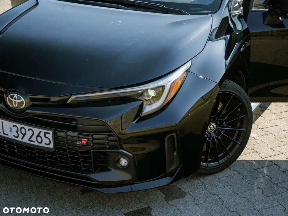 Toyota GR Corolla ver-1-6-gr-sport - 16