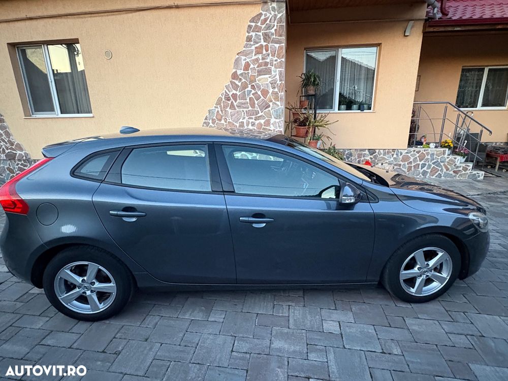 Volvo V40 D2 ECO Basic - 3