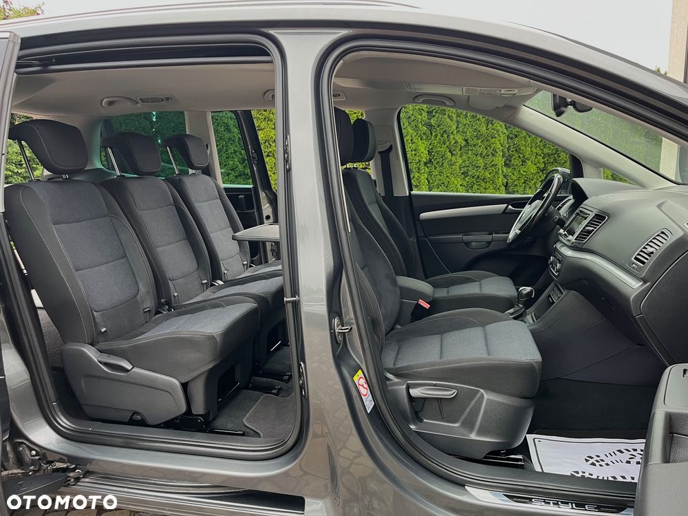 Volkswagen Sharan - 27