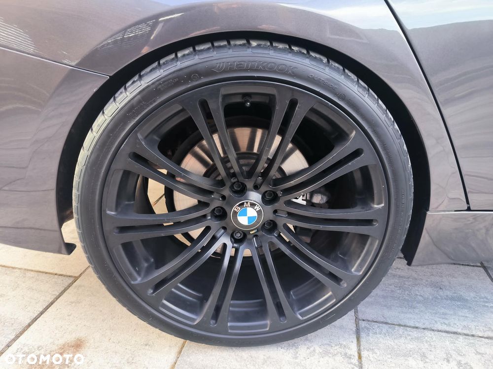 BMW Seria 3 335i xDrive Sport Line - 10