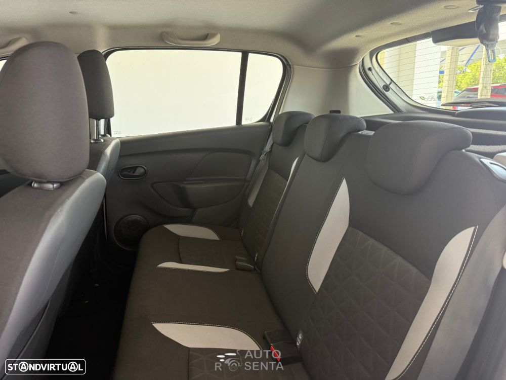 Dacia Sandero 0.9 TCe SL Stepway of Life - 12