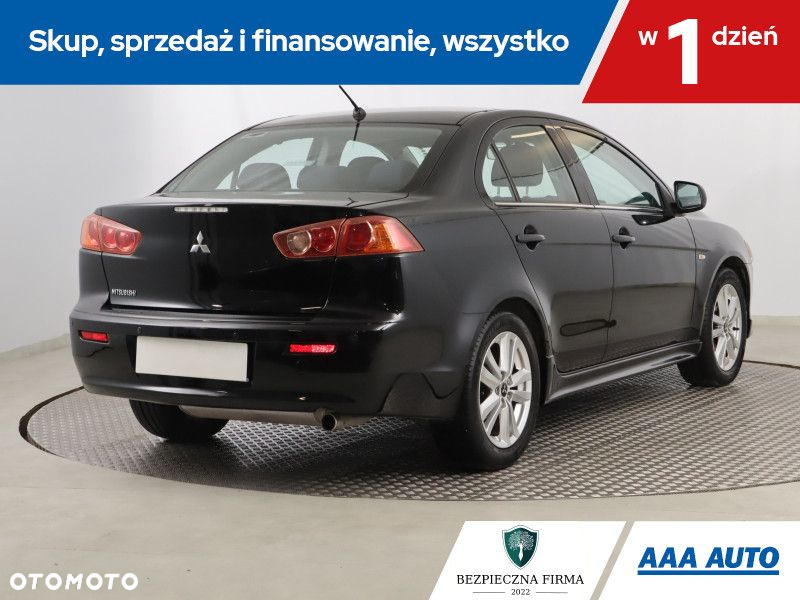 Mitsubishi Lancer - 6