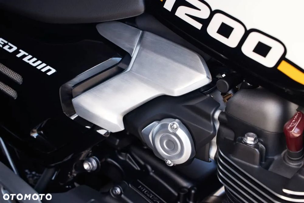 Triumph Speed Twin - 16