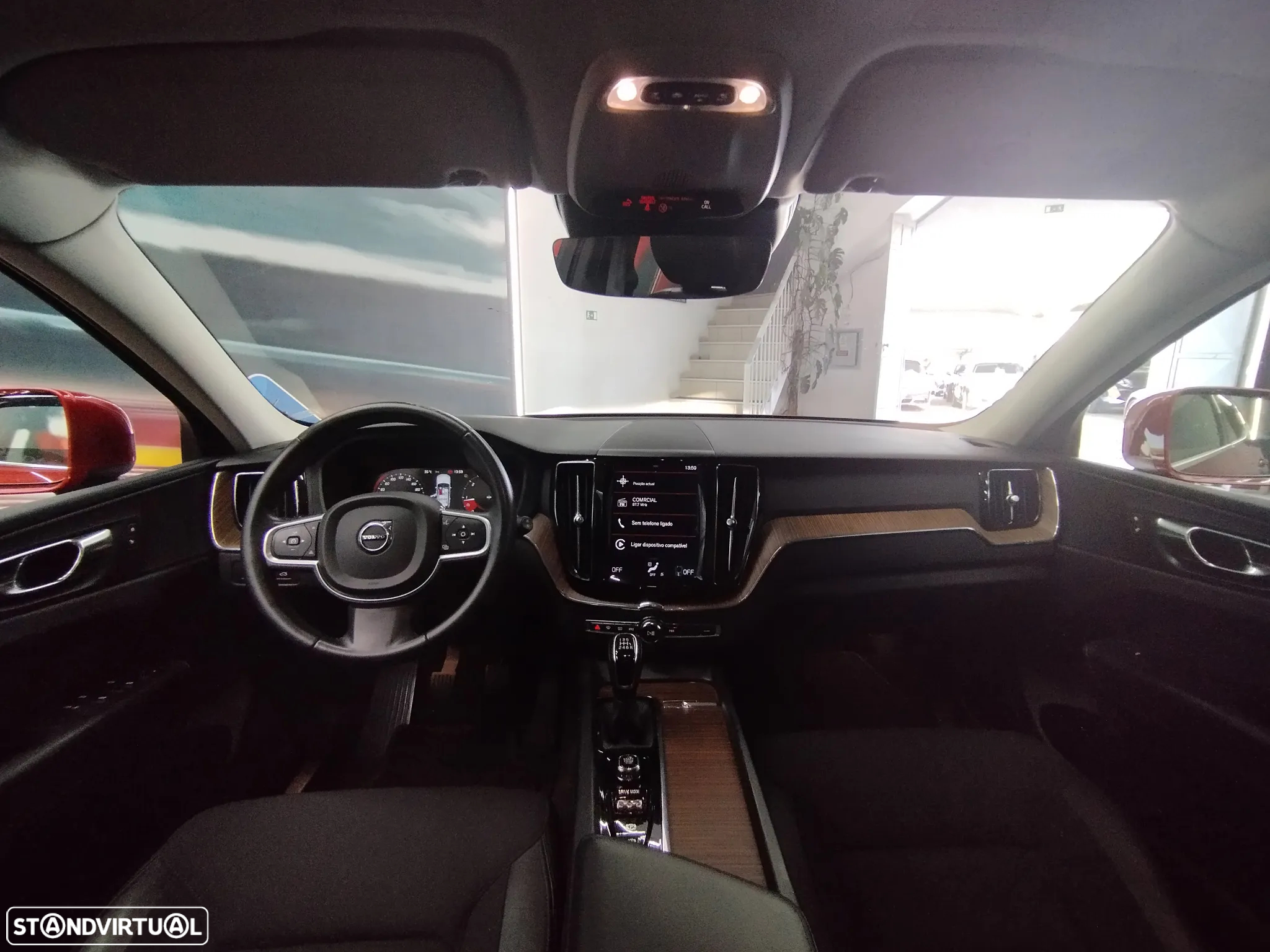 Volvo XC 60 2.0 D3 Momentum Plus - 19