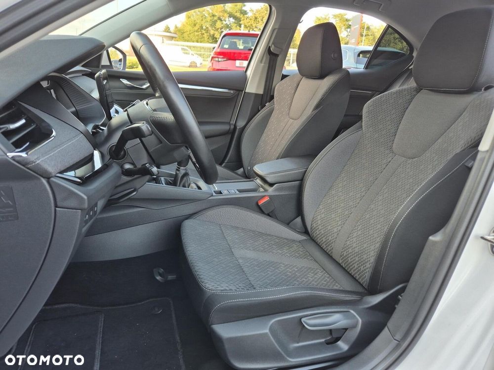Skoda Octavia 1.5 TSI ACT Style - 11